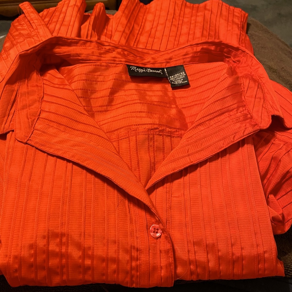 Maggie Barnes 4X (30/32) Orange Button-up Blouse !
